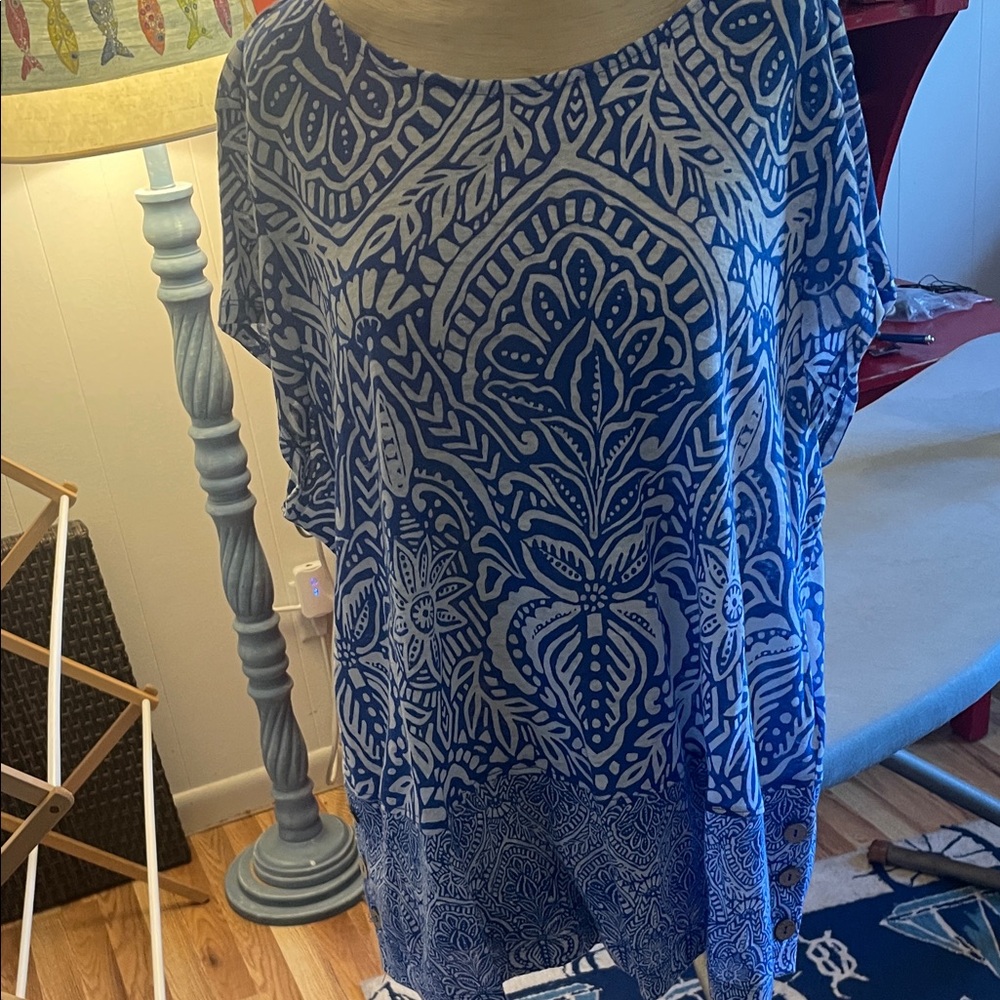 Rachel Zoe Blue and White Patterned 100% Linen Blouse